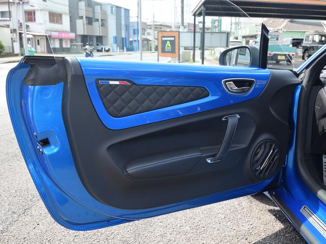 Ａ１１０ プルミエール・エディション　左ハンドル　限定車　純正ディスプレイオーディオ　Ｂｌｕｅｔｏｏｔｈ　ＦＯＣＡＬサウンド　バケットシート　パドルシフト　純正１８インチアルミ　ＡＬＰＩＮＥロゴ入りブルーキャリパー（22枚目）