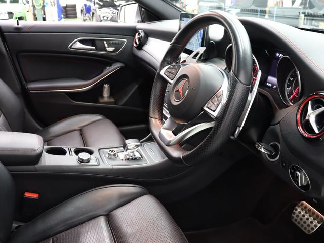 CLAクラス シューティングブレーク CLA45 4マチック シューティングブレーク 後期 レーダーSP 黒革 ヒーター パノラマSR 純正HDDナビ Carplay Bluetooth AMGスポーツサス AMG強化ブレーキ AMGエアロ 純正18AW 2年保証付(6枚目)