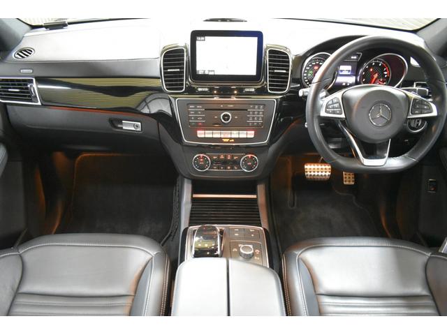 GLE43 4マチック レーダーP 367馬力 9速 パノラマR 全席ヒーター黒革 ディストロ Bスポット AMGエアロ21AW サイドステップ キーレスゴー PTS 電動Rゲート ハーマンK 地デジ 360カメラ 2年保証(3枚目)
