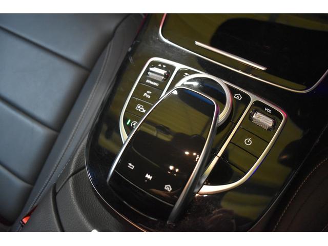 Ｅクラス Ｅ２００　アバンギャルド　ＡＭＧライン　エクスクルーシブＰ　レーダーＰ　ＢＳＧ搭載　ＭＥコネクト　　全席ヒーター黒革　ディストロ　ＢＳＭ　ＡＭＧエアロ１９ＡＷ　キーＧＯ　ＨＵＤ　電動Ｒゲート　ブルメＳ　地デジ３６０カメラ　２年保証（27枚目）