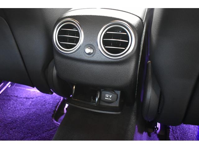 Ｅクラス Ｅ２００　アバンギャルド　ＡＭＧライン　エクスクルーシブＰ　レーダーＰ　ＢＳＧ搭載　ＭＥコネクト　　全席ヒーター黒革　ディストロ　ＢＳＭ　ＡＭＧエアロ１９ＡＷ　キーＧＯ　ＨＵＤ　電動Ｒゲート　ブルメＳ　地デジ３６０カメラ　２年保証（29枚目）