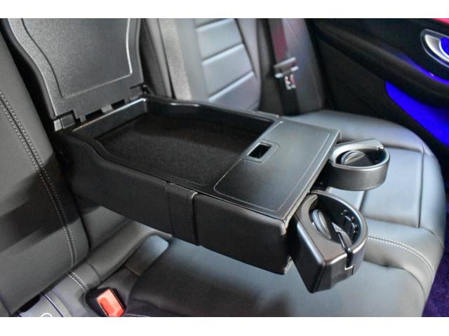 Ｅクラス Ｅ２００　アバンギャルド　ＡＭＧライン　エクスクルーシブＰ　レーダーＰ　ＢＳＧ搭載　ＭＥコネクト　　全席ヒーター黒革　ディストロ　ＢＳＭ　ＡＭＧエアロ１９ＡＷ　キーＧＯ　ＨＵＤ　電動Ｒゲート　ブルメＳ　地デジ３６０カメラ　２年保証（30枚目）