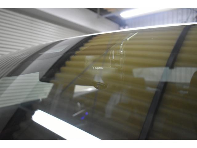 Ｅクラス Ｅ２００　アバンギャルド　ＡＭＧライン　エクスクルーシブＰ　レーダーＰ　ＢＳＧ搭載　ＭＥコネクト　　全席ヒーター黒革　ディストロ　ＢＳＭ　ＡＭＧエアロ１９ＡＷ　キーＧＯ　ＨＵＤ　電動Ｒゲート　ブルメＳ　地デジ３６０カメラ　２年保証（40枚目）