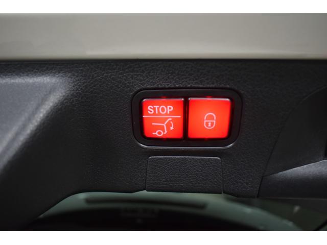 ＣＬＡクラス シューティングブレーク ＣＬＡ２００ｄシュティングブレＡＭＧレザエクスクルＰ　ＡＭＧレザーＥＸＣ　アドＰ　ＲＳＰ　ＭＢＵＸ　パノラマサンＲ　ＭＥコネ　ヒーター赤黒革　ＡＣＣ　ＢＳＭ　Ｌチェンジ　ＡＭＧエアロ１８ＡＷ　キーＧＯ　Ｆゲート　ＨＵＤ　対話式ナビ　３６０カメ　２年保証（12枚目）