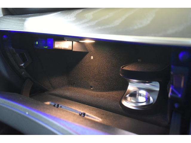 ＣＬＳクラス ＣＬＳ４５０　４マチック　スポーツ　エクスクルーシブ　３６７馬力　ＩＳＧ搭載　ＭＥコネ　サンルーフ　全席ヒーター＆クーラー黒革　ＡＣＣ　ＢＳＭ　ＡＭＧエアロ１９ＡＷ　ＨＵＤ　フットトランク　ブルメＳ　地デジ３６０カメ　２年保証（18枚目）