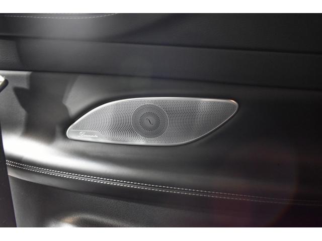 Ｅクラス Ｅ２００　クーペ　スポーツ　レザーパッケージ　レーダーＰ　９速ＡＴ　パノラマサンルーフ　ヒーター黒革　ＡＣＣ　ＢＳＭ　Ｌチェンジ　ＡＭＧエアロ１９ＡＷ　キーＧＯ　ブルメスター　ＨＵＤ　地デジ３６０カメラ　２年保証（32枚目）