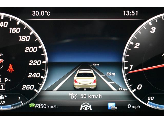 Ｅクラス Ｅ２００　アバンギャルド　スポーツ　レーダーＰ　ＭＥコネ　９速　ヒーター半革　ディストロ　Ｌチェンジ　ＡＭＧエアロ１９ＡＷ　キーＧｏ　ブラインドＳ　地デジ３６０カメ　マルチカラーアンビエント　２年保証（6枚目）