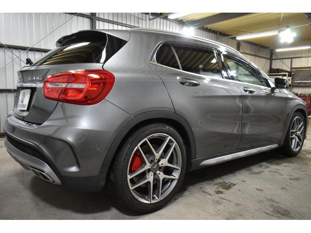 ＧＬＡクラス ＧＬＡ４５　４マチック　レーダーセーフティＰ　高出力エンジン３６０馬力　ヒーター黒革　ディストロ　Ｂスポット　レーンキープ　ＡＭＧエアロ１９ＡＷ　キーレスＧＯ　パークトロ　電動Ｒゲート　地デジＢカメラ　アンビエント　２年保証（4枚目）