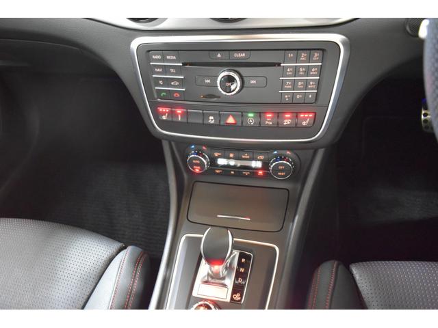 ＧＬＡクラス ＧＬＡ４５　４マチック　レーダーセーフティＰ　高出力エンジン３６０馬力　ヒーター黒革　ディストロ　Ｂスポット　レーンキープ　ＡＭＧエアロ１９ＡＷ　キーレスＧＯ　パークトロ　電動Ｒゲート　地デジＢカメラ　アンビエント　２年保証（26枚目）