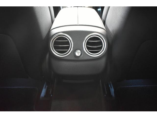 Ｃクラスステーションワゴン Ｃ２００ステーションワゴンアバンギャルドＡＭＧライン　後期　ＡＭＧライン　パノラマサンＲ　レーダーセーフティＰ　ヒーター黒革　ディストロニック　ＢＳＭ　ＡＭＧエアロ１８ＡＷ　ＬＥＤヘッドライト　純正ナビＴＶ　Ｄトランク　ＭＥコネクト　Ｂカメラ　２年保証（29枚目）