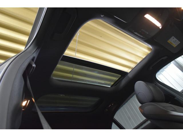 Ｅクラス Ｅ３５０ｅ　アバンギャルド　スポーツ　１オーナー　エクスクルーシブＰ　レーダーＳＰ　パノラマサンＲ　９速　全席ヒーター黒革　ディストロ　ＡＭＧエアロ１９ＡＷ　ＨＵＤ　ＬＥＤＨ　ＰＴＳ　フットゲート　ブルメスター　地デジ３６０カメ　２年保証（5枚目）