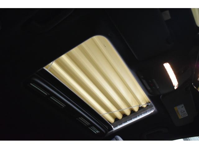 ＣＬＳクラス ＣＬＳ４５０　４マチック　スポーツ　エクスクルーシブ　ＩＳＧ搭載　ＭＥコネ　サンルーフ　全席ヒーター＆クーラー黒革　ＡＣＣ　ＢＳＭ　ＡＭＧエアロ１９ＡＷ　ＨＵＤ　フットトランク　ブルメＳ　地デジ３６０カメ　２年保証（5枚目）