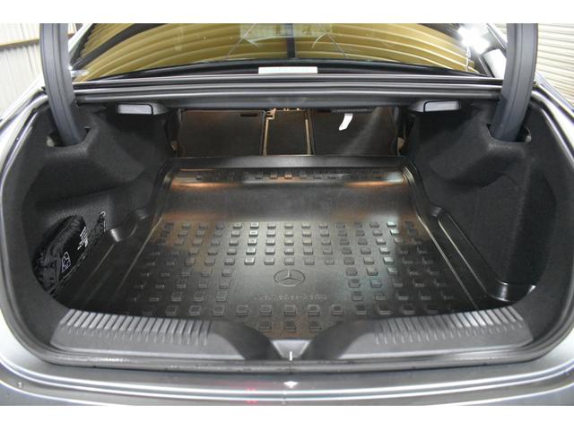 ＣＬＳクラス ＣＬＳ４５０　４マチック　スポーツ　エクスクルーシブ　ＩＳＧ搭載　ＭＥコネ　サンルーフ　全席ヒーター＆クーラー黒革　ＡＣＣ　ＢＳＭ　ＡＭＧエアロ１９ＡＷ　ＨＵＤ　フットトランク　ブルメＳ　地デジ３６０カメ　２年保証（16枚目）