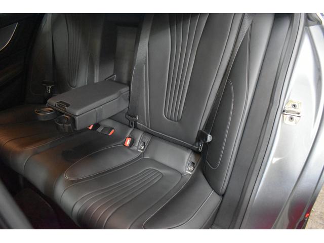 ＣＬＳクラス ＣＬＳ４５０　４マチック　スポーツ　エクスクルーシブ　ＩＳＧ搭載　ＭＥコネ　サンルーフ　全席ヒーター＆クーラー黒革　ＡＣＣ　ＢＳＭ　ＡＭＧエアロ１９ＡＷ　ＨＵＤ　フットトランク　ブルメＳ　地デジ３６０カメ　２年保証（24枚目）