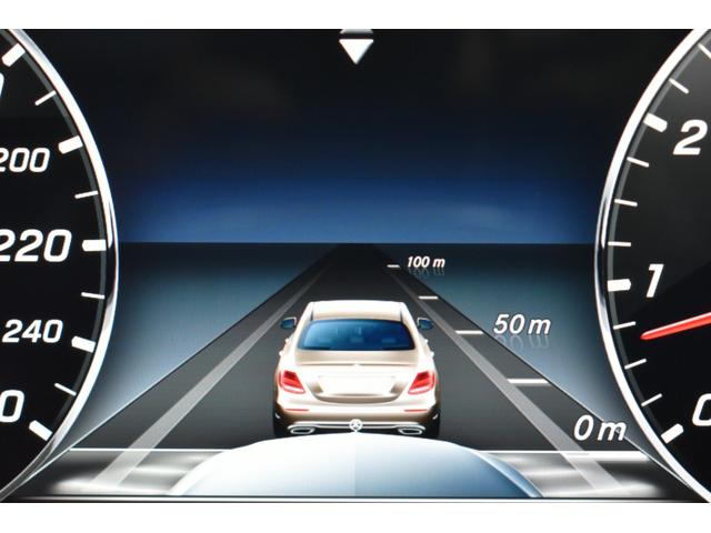 Ｅクラス Ｅ２５０　アバンギャルド　スポーツ　レザーＰ　レーダーＰ　ＭＥコネ　全席ヒーター黒革　ディストロ　ＡＭＧエアロ１９ＡＷ　キーＧＯ　ＰＴＳ　フットゲート　ブルメ　ナビ３６０カメ　２年保証（6枚目）