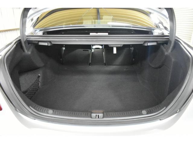 Ｅクラス Ｅ２５０　アバンギャルド　スポーツ　レザーＰ　レーダーＰ　ＭＥコネ　全席ヒーター黒革　ディストロ　ＡＭＧエアロ１９ＡＷ　キーＧＯ　ＰＴＳ　フットゲート　ブルメ　ナビ３６０カメ　２年保証（16枚目）