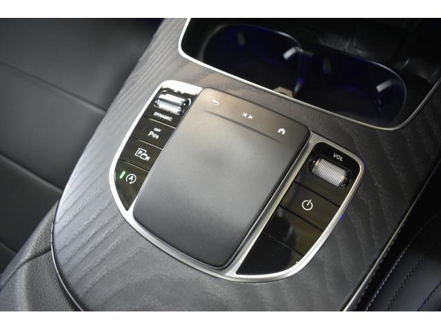 Ｅクラス Ｅ２００　スポーツ　後期　ＡＧＭラインインテリアＰ　エクスクルーシブＰ　パノラマサンＲ　レーダーＳＰ　全ヒーター黒革　ブルメＳ　ＨＵＤ　３６０カメラ　ディストロ　ブラインドＳ　Ｄトランク　２年保証（42枚目）