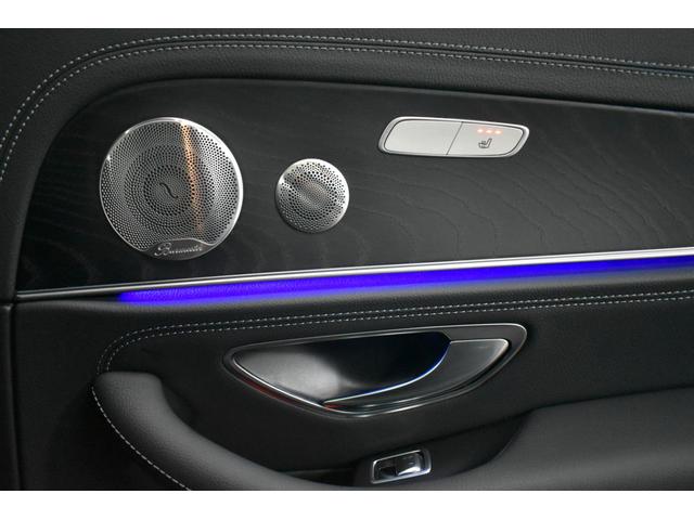 Ｅクラス Ｅ２００　スポーツ　後期　ＡＧＭラインインテリアＰ　エクスクルーシブＰ　パノラマサンＲ　レーダーＳＰ　全ヒーター黒革　ブルメＳ　ＨＵＤ　３６０カメラ　ディストロ　ブラインドＳ　Ｄトランク　２年保証（46枚目）