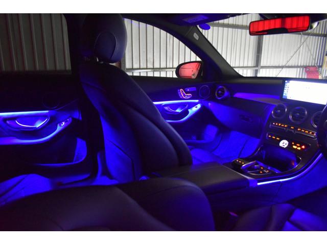 Cクラスステーションワゴン C220dステーションワゴンロレウスEDスポツプラP 後期型 レーダーSP 特別仕様 ヒーター黒革 BSM AMGエアロ18AW 液晶メーター HUD フットゲート MEコネクト 9速 地デジナビ バックカメラ エアサス LEDヘッドライト 2年保証(12枚目)