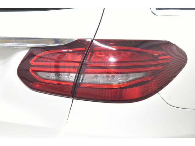 Cクラスステーションワゴン C220dステーションワゴンロレウスEDスポツプラP 後期型 レーダーSP 特別仕様 ヒーター黒革 BSM AMGエアロ18AW 液晶メーター HUD フットゲート MEコネクト 9速 地デジナビ バックカメラ エアサス LEDヘッドライト 2年保証(26枚目)