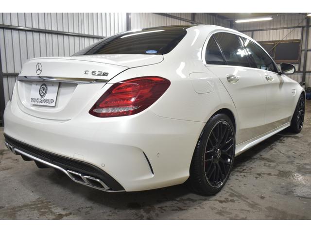 Cクラス C63 S エクスクルーシブP 510馬力 V8Eg パノラマサンR HUD エアバランスP ブルメスターS ハンズフリーアクセス ヒーター付コンビレザー レーダーSP LEDヘッドライト ディストロ 2年保証(4枚目)