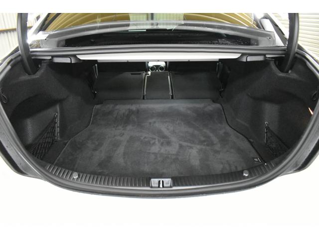 Ｃクラス Ｃ４３　４マチック　後期　パノラマサンＲ　レーダーＳＰ　３９０馬力　ヒーター付黒革　ブルメスターＳ　ディストロ　ＬＥＤＨ　ＡＭＧエアロ１９ＡＷ　マルチカラーアンビエントライト　地デジナビ　Ｂカメラ　Ｄトランク　２年保証（17枚目）