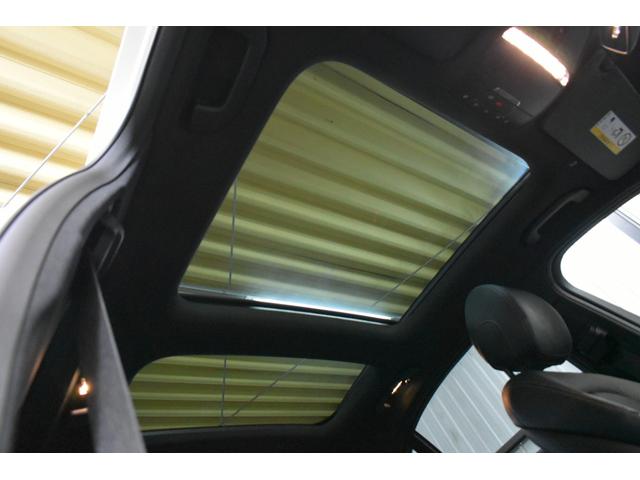 Ｃクラス Ｃ４３　４マチック　後期　パノラマサンＲ　レーダーＳＰ　３９０馬力　ヒーター付黒革　ブルメスターＳ　ディストロ　ＬＥＤＨ　ＡＭＧエアロ１９ＡＷ　マルチカラーアンビエントライト　地デジナビ　Ｂカメラ　Ｄトランク　２年保証（32枚目）