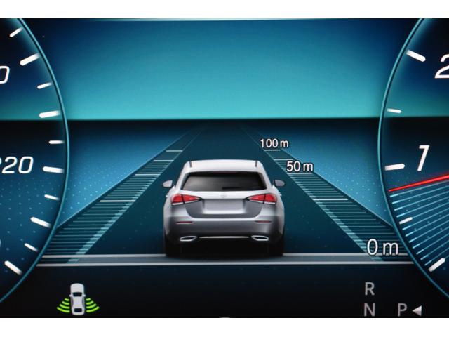 Ａクラス Ａ１８０　エディション１　レーダーＰ　限定　ＭＥコネ　ＭＢＵＸシステム　専用内装　ディストロ　ＢＳＭ　Ｌチェン　ＡＭＧエアロ１９ＡＷ　マルチＬＥＤヘッドライト　キーＧＯ　ＰＴＳ　ＨＵＤ　対話式ナビＴＶ　３６０カメ　　２年保証（7枚目）