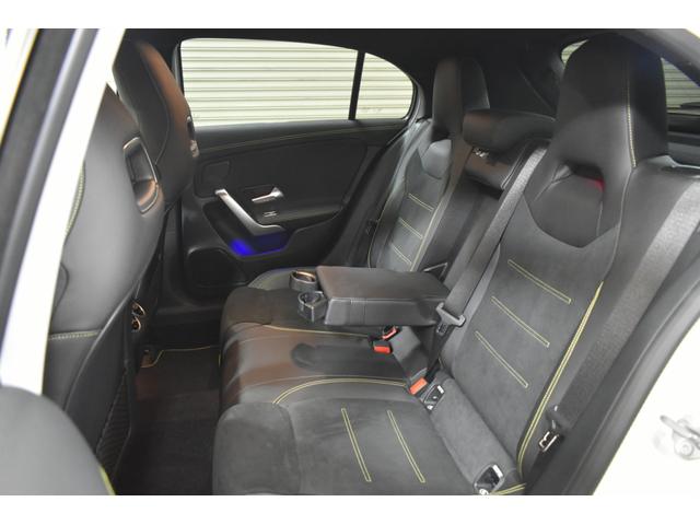 Ａクラス Ａ１８０　エディション１　レーダーＰ　限定　ＭＥコネ　ＭＢＵＸシステム　専用内装　ディストロ　ＢＳＭ　Ｌチェン　ＡＭＧエアロ１９ＡＷ　マルチＬＥＤヘッドライト　キーＧＯ　ＰＴＳ　ＨＵＤ　対話式ナビＴＶ　３６０カメ　　２年保証（15枚目）