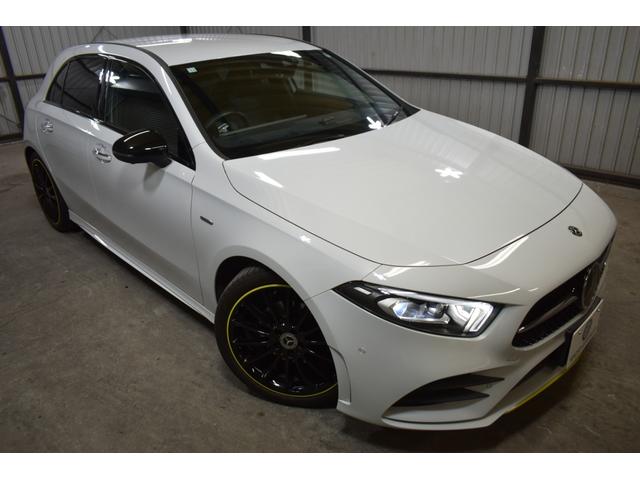 Ａクラス Ａ１８０　エディション１　レーダーＰ　限定　ＭＥコネ　ＭＢＵＸシステム　専用内装　ディストロ　ＢＳＭ　Ｌチェン　ＡＭＧエアロ１９ＡＷ　マルチＬＥＤヘッドライト　キーＧＯ　ＰＴＳ　ＨＵＤ　対話式ナビＴＶ　３６０カメ　　２年保証（19枚目）