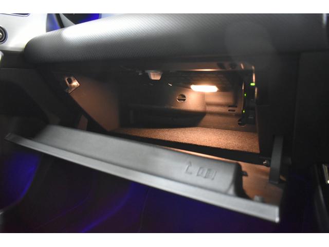 Ａクラス Ａ１８０　エディション１　レーダーＰ　限定　ＭＥコネ　ＭＢＵＸシステム　専用内装　ディストロ　ＢＳＭ　Ｌチェン　ＡＭＧエアロ１９ＡＷ　マルチＬＥＤヘッドライト　キーＧＯ　ＰＴＳ　ＨＵＤ　対話式ナビＴＶ　３６０カメ　　２年保証（34枚目）