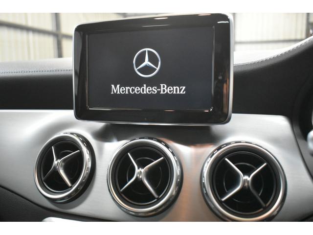 GLAクラス GLA250 4マチック 2年保証 エクスクルーシブP レーダーP パノラマサンルーフ ヒーター黒革 ディストロ Bスポット AMGエアロ18AW 電動Rゲート パークトロ ハーマンカードンサウンド キセノン 地デジBカメラ(9枚目)