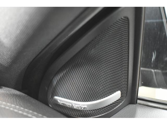 GLAクラス GLA250 4マチック 2年保証 エクスクルーシブP レーダーP パノラマサンルーフ ヒーター黒革 ディストロ Bスポット AMGエアロ18AW 電動Rゲート パークトロ ハーマンカードンサウンド キセノン 地デジBカメラ(13枚目)