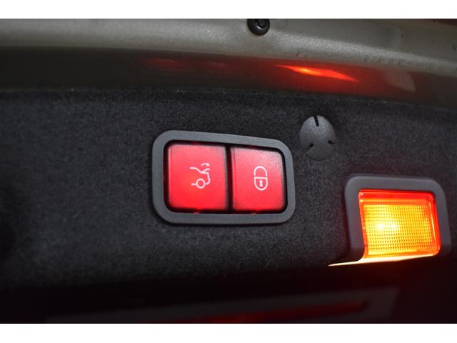 Cクラス C200ローレウスエディションスポーツプラスパック スポーツプラスP レーダーセーフティP 最終特別仕様 MEコネ ヒーター黒革 フットトランク ACC BSM キーレスGO HUD AMGエアロ18AW 液晶メーター ナビBカメラ 2年保証(11枚目)