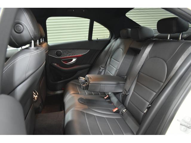 Cクラス C220dローレウスエディションスポーツプラスパック スポーツ+P レーダーセーフティP 特別仕様 1オーナー MEコネクト 9速 ヒーター黒革 ACC BSM AMGエアロ18AW 液晶メーター HUD フットゲート 地デジナビ 360カメラ 2年保証(15枚目)