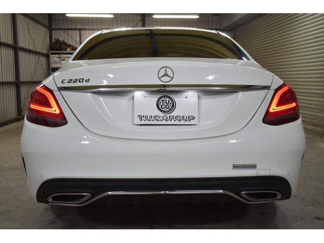 Cクラス C220dローレウスエディションスポーツプラスパック スポーツ+P レーダーセーフティP 特別仕様 1オーナー MEコネクト 9速 ヒーター黒革 ACC BSM AMGエアロ18AW 液晶メーター HUD フットゲート 地デジナビ 360カメラ 2年保証(20枚目)