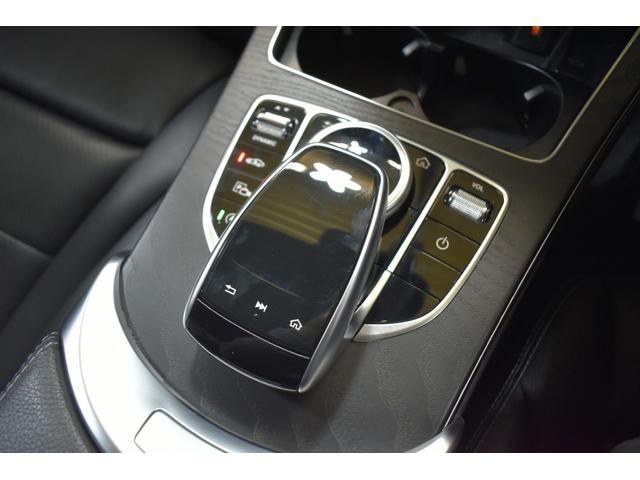 Cクラス C220dローレウスエディションスポーツプラスパック スポーツ+P レーダーセーフティP 特別仕様 1オーナー MEコネクト 9速 ヒーター黒革 ACC BSM AMGエアロ18AW 液晶メーター HUD フットゲート 地デジナビ 360カメラ 2年保証(27枚目)