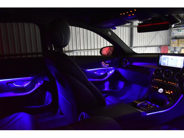 Cクラス C220d ローレウスエディション スポーツ+P レーダーセーフティP 特別仕様 MEコネクト 9速 ヒーター黒革 ACC BSM AMGエアロ18AW 液晶メーター HUD フットゲート 地デジナビ バックカメラ 2年保証(13枚目)