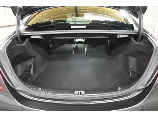 Cクラス C220d ローレウスエディション スポーツ+P レーダーセーフティP 特別仕様 MEコネクト 9速 ヒーター黒革 ACC BSM AMGエアロ18AW 液晶メーター HUD フットゲート 地デジナビ バックカメラ 2年保証(16枚目)