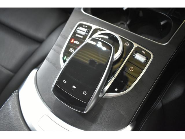Cクラス C220d ローレウスエディション スポーツ+P レーダーセーフティP 特別仕様 MEコネクト 9速 ヒーター黒革 ACC BSM AMGエアロ18AW 液晶メーター HUD フットゲート 地デジナビ バックカメラ 2年保証(27枚目)