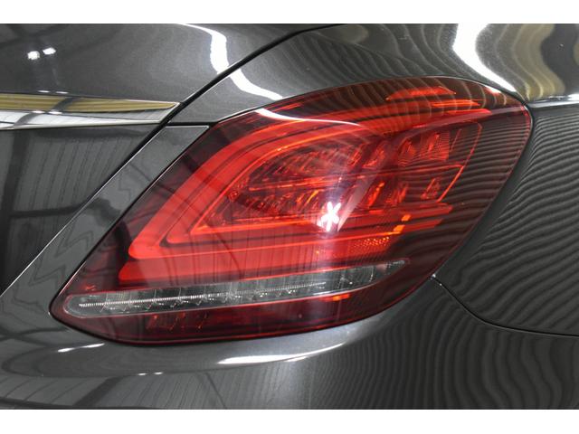 Cクラス C220d ローレウスエディション スポーツ+P レーダーセーフティP 特別仕様 MEコネクト 9速 ヒーター黒革 ACC BSM AMGエアロ18AW 液晶メーター HUD フットゲート 地デジナビ バックカメラ 2年保証(51枚目)