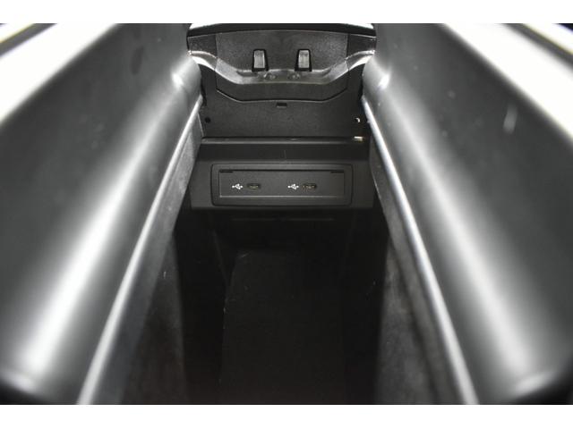 ＧＬＢ ＧＬＢ２００ｄ　４マチック　ＡＭＧラインパッケージ　１オーナー　パノラマＳＲ　ＡＭＧレザーＥＸＣ　赤黒ツートン革　ナビゲーションＰ　地デジ　マルチビームＬＥＤ　ディストロ　ＢＳＭ　レーンキープ　３６０度カメラ　ＡＭＧエアロ＆１９ＡＷ　３列７人　２年保証（29枚目）