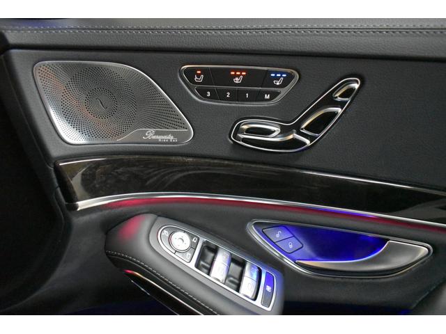 Ｂｕｒｍｅｓｔｅｒサウンドシステム装備！大出力のアンプやツイーター等ハイエンドスピーカーで低音から高音までバランスよく、澄んだナチュラルなサウンドを実現します。