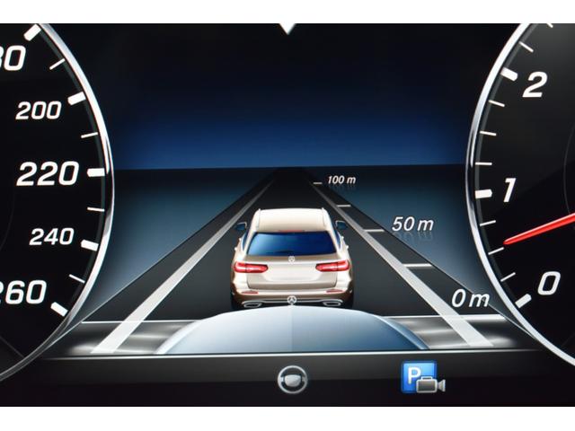 Ｅクラスステーションワゴン Ｅ４００　４マチックステーションワゴンエクスクルシブ　レーダーＳＰ　３３３馬力　Ｖ６ターボ　４ＷＤ　９速ＡＴ　全席ヒーター黒革　ディストロ　Ｌチェンジ　１８ＡＷ　キーレスＧＯ　ＰＴＳ　フットゲート　ブルメスターＳ　ＨＵＤ　地デジ３６０カメラ　２年保証（6枚目）