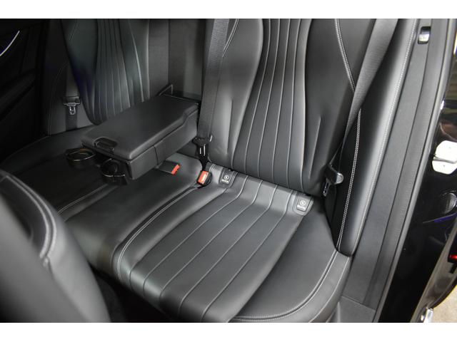 Ｅクラスステーションワゴン Ｅ４００　４マチックステーションワゴンエクスクルシブ　レーダーＳＰ　３３３馬力　Ｖ６ターボ　４ＷＤ　９速ＡＴ　全席ヒーター黒革　ディストロ　Ｌチェンジ　１８ＡＷ　キーレスＧＯ　ＰＴＳ　フットゲート　ブルメスターＳ　ＨＵＤ　地デジ３６０カメラ　２年保証（24枚目）