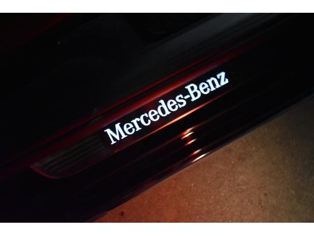 Ｅクラスステーションワゴン Ｅ４００　４マチックステーションワゴンエクスクルシブ　レーダーＳＰ　３３３馬力　Ｖ６ターボ　４ＷＤ　９速ＡＴ　全席ヒーター黒革　ディストロ　Ｌチェンジ　１８ＡＷ　キーレスＧＯ　ＰＴＳ　フットゲート　ブルメスターＳ　ＨＵＤ　地デジ３６０カメラ　２年保証（45枚目）