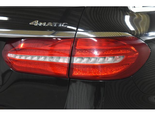 Ｅクラスステーションワゴン Ｅ４００　４マチックステーションワゴンエクスクルシブ　レーダーＳＰ　３３３馬力　Ｖ６ターボ　４ＷＤ　９速ＡＴ　全席ヒーター黒革　ディストロ　Ｌチェンジ　１８ＡＷ　キーレスＧＯ　ＰＴＳ　フットゲート　ブルメスターＳ　ＨＵＤ　地デジ３６０カメラ　２年保証（53枚目）