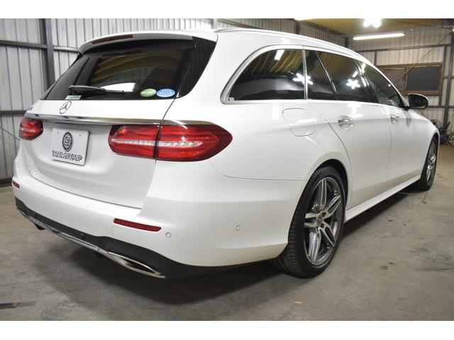 Ｅクラスステーションワゴン Ｅ２００　ステションワゴンアバンＧスポツ（本革仕様）　レーダーＳＰ　９速ＡＴ　全席ヒーター黒革　ディストロ　Ｂスポット　ＡＭＧエアロ１９ＡＷ　キーレスＧＯ　ＰＴＳ　フットゲート　エアバランスＰ　ブルメスターＳ　地デジ３６０カメラ　２年保証（4枚目）