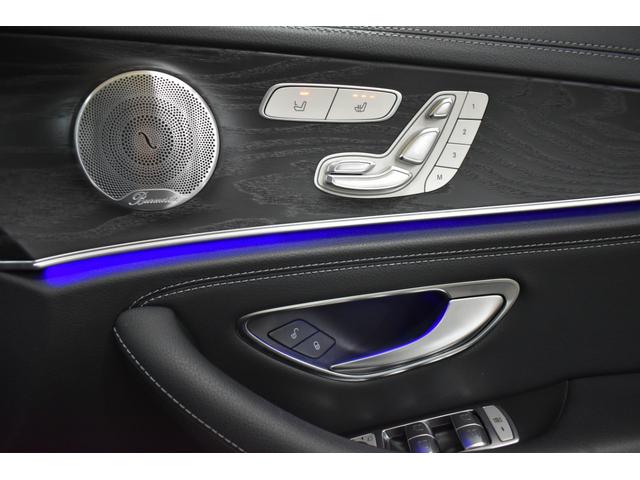 Ｅクラスステーションワゴン Ｅ２００　ステションワゴンアバンＧスポツ（本革仕様）　レーダーＳＰ　９速ＡＴ　全席ヒーター黒革　ディストロ　Ｂスポット　ＡＭＧエアロ１９ＡＷ　キーレスＧＯ　ＰＴＳ　フットゲート　エアバランスＰ　ブルメスターＳ　地デジ３６０カメラ　２年保証（5枚目）