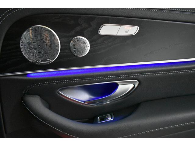 Ｅクラスステーションワゴン Ｅ２００　ステションワゴンアバンＧスポツ（本革仕様）　レーダーＳＰ　９速ＡＴ　全席ヒーター黒革　ディストロ　Ｂスポット　ＡＭＧエアロ１９ＡＷ　キーレスＧＯ　ＰＴＳ　フットゲート　エアバランスＰ　ブルメスターＳ　地デジ３６０カメラ　２年保証（32枚目）